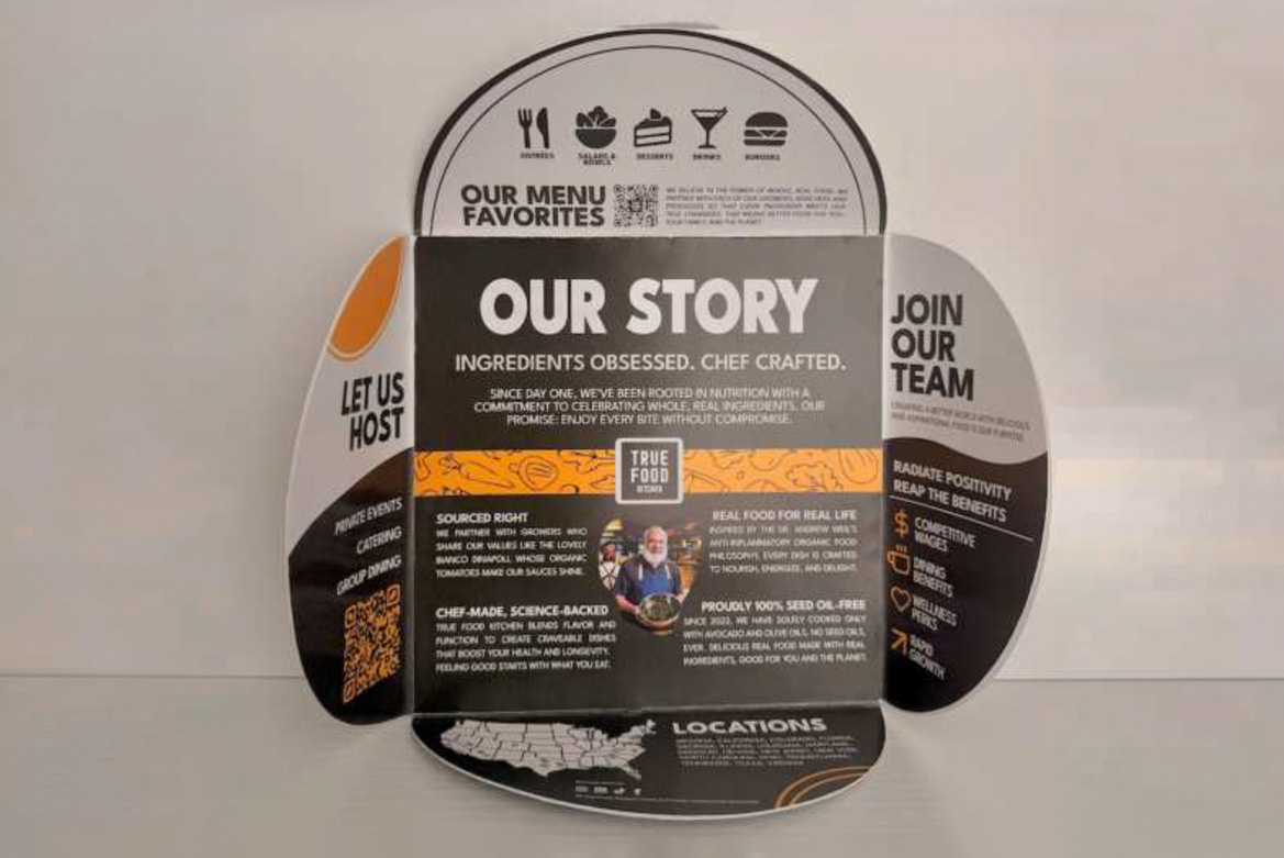 tri fold brochure